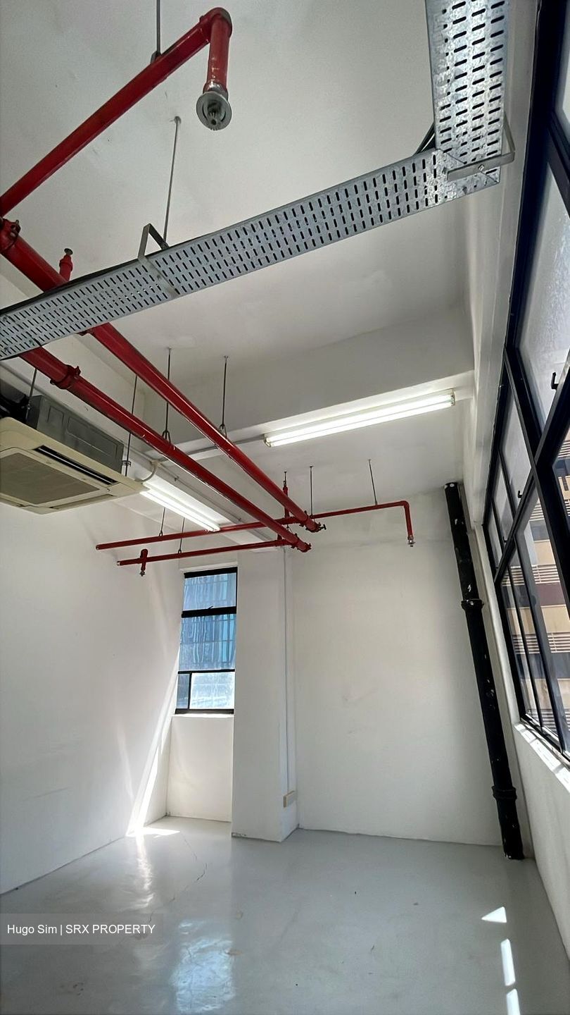 B Central (D12), Office #447315931